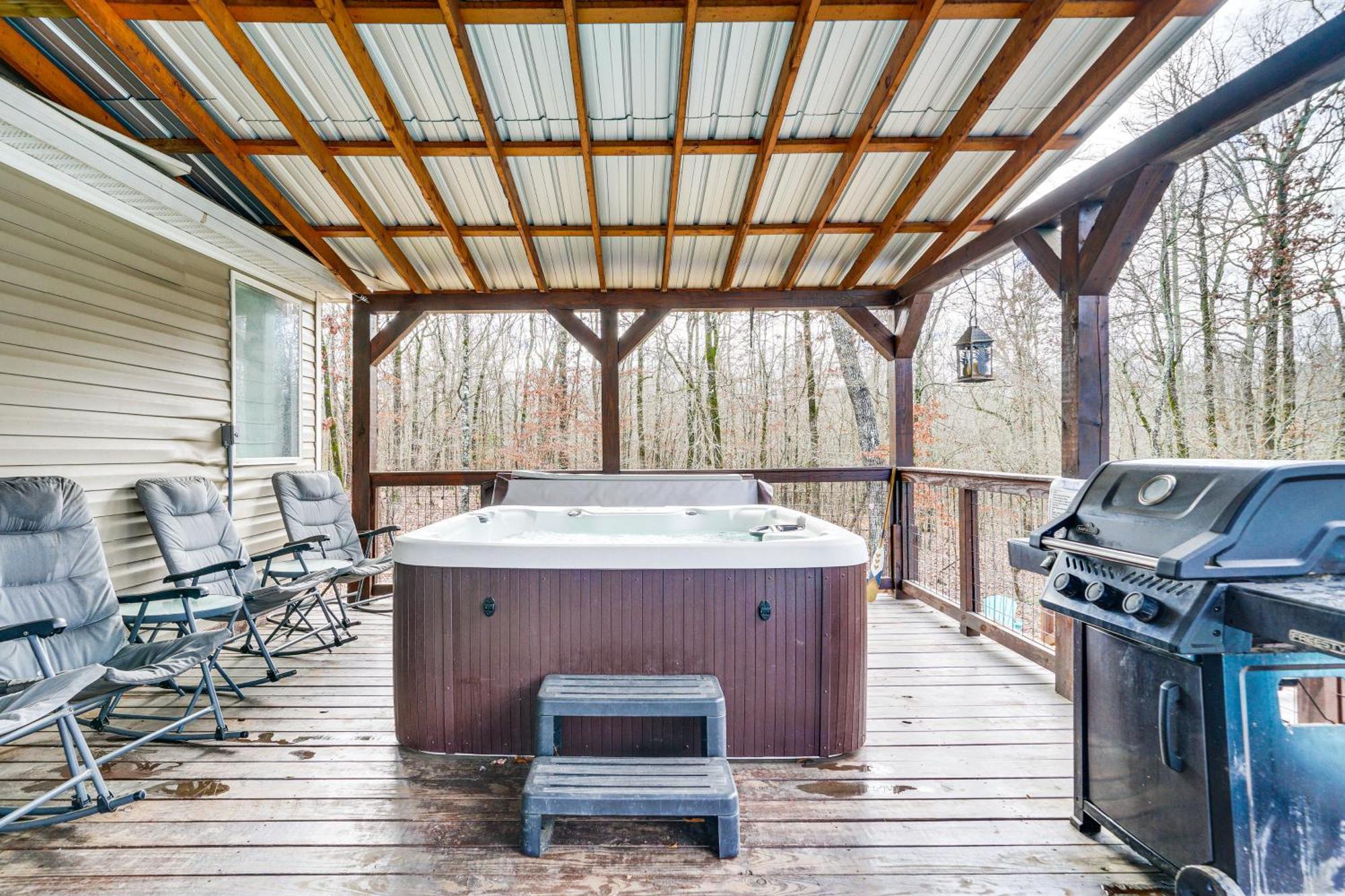 Pet-Friendly Home With Pool In Broken Bow! Exterior foto
