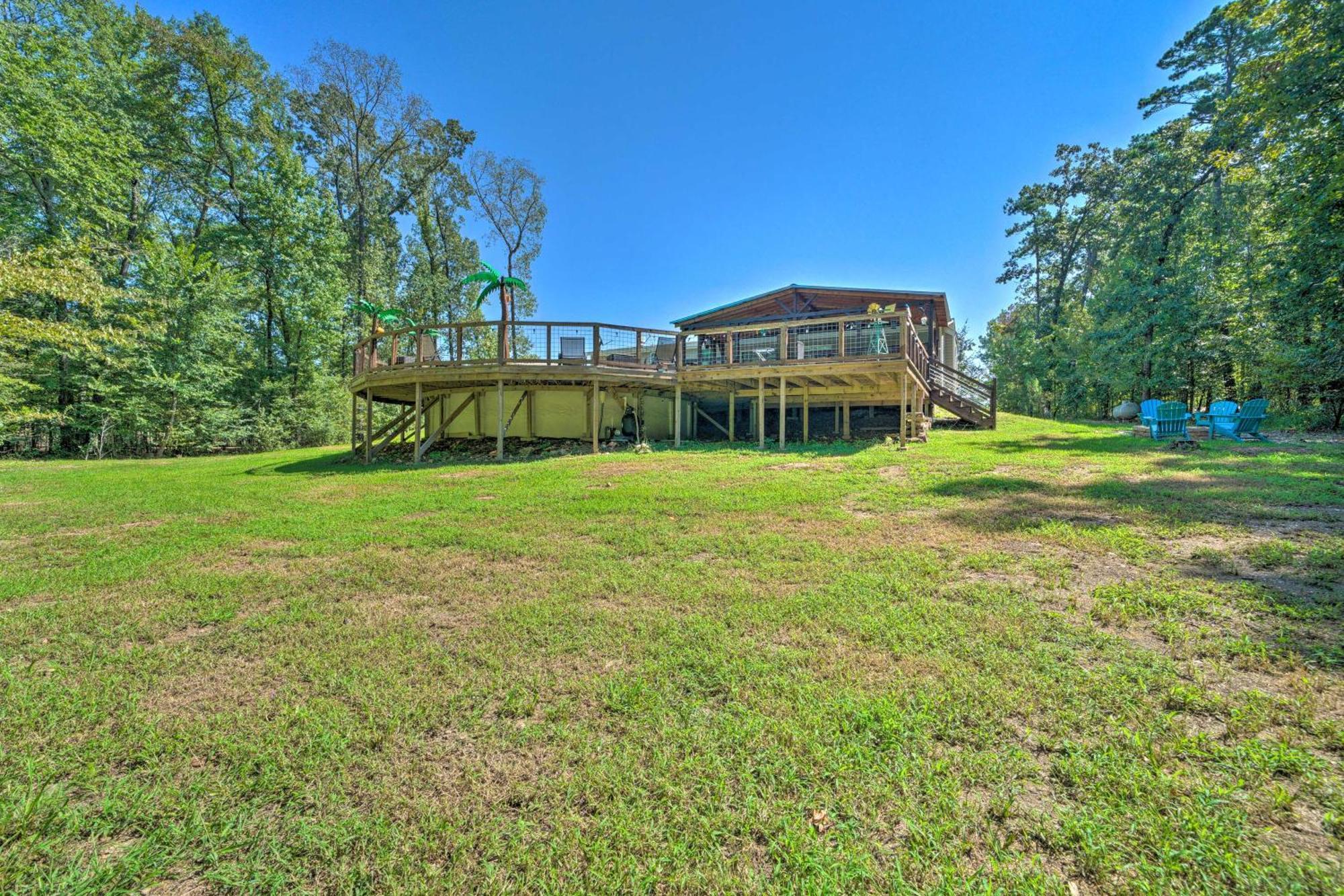 Pet-Friendly Home With Pool In Broken Bow! Exterior foto